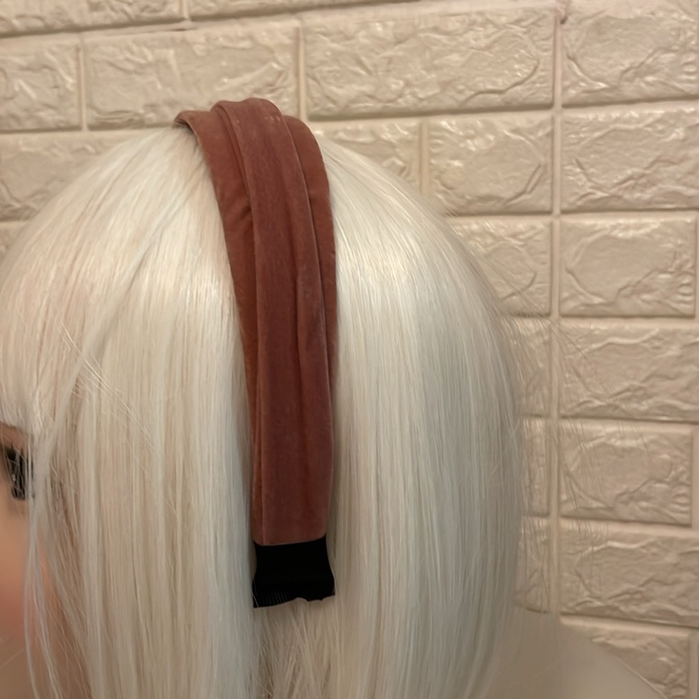 Chain and velvet headband - Picture 3 of 4